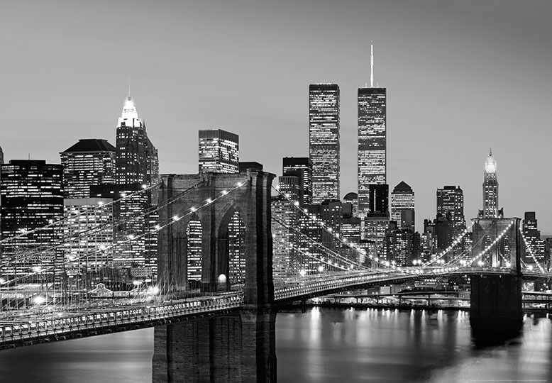 MANHATTAN SKYLINE AT NIGHT