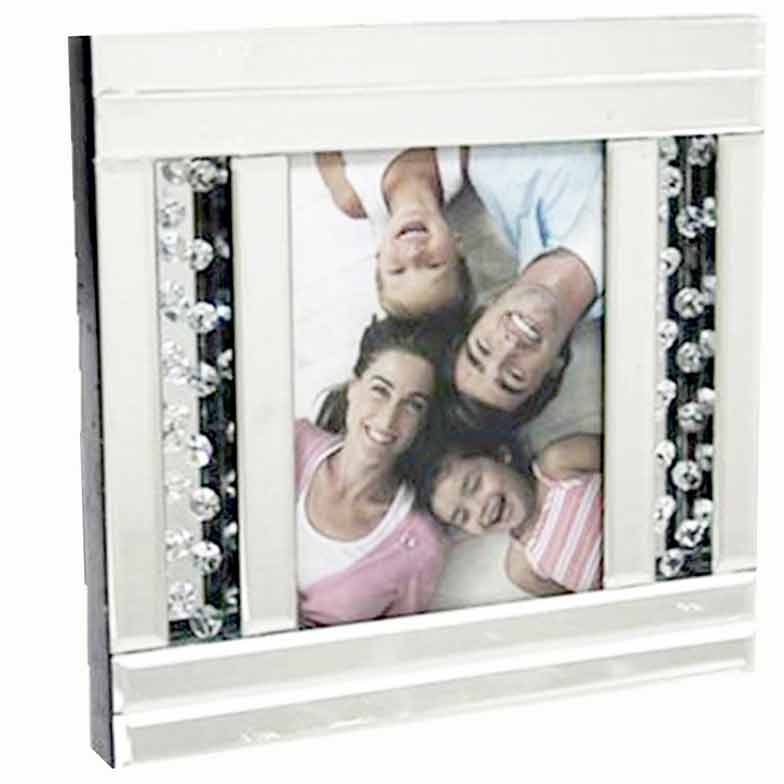 FLOATING CRYSTAL PHOTO FRAME