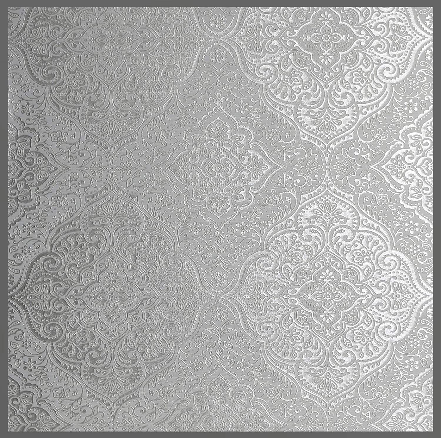 LUXE MEDALLION